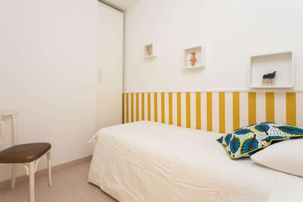 Appartamento Casa Cosi Letamendi Barcellona Esterno foto